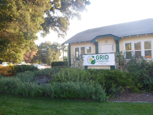 GRID Alternatives office building with landscaped front yard and signage
