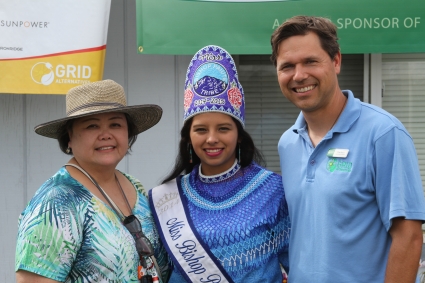 GRID Alternatives co-founder Tim Sears and Miss Bishop Paiute