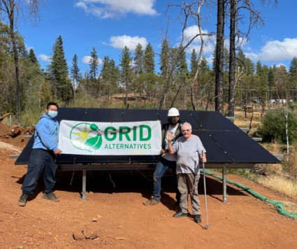 Veteran client and GRID staff